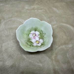 Elegant Floral Scalloped Hand Painted Trinket Bowl